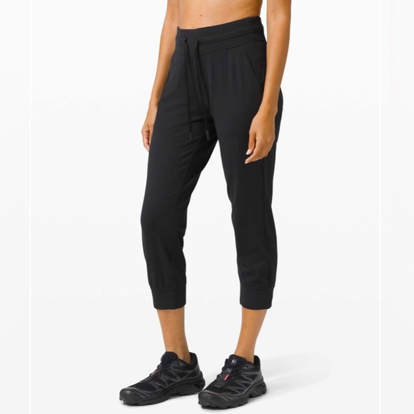 Lululemon Ready To Rulu Jogger Crop - Picture 2 of 7